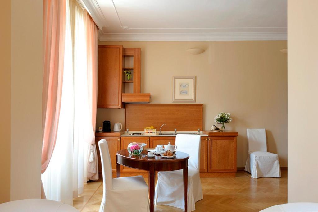 Dea Suite Roma Bagian luar foto